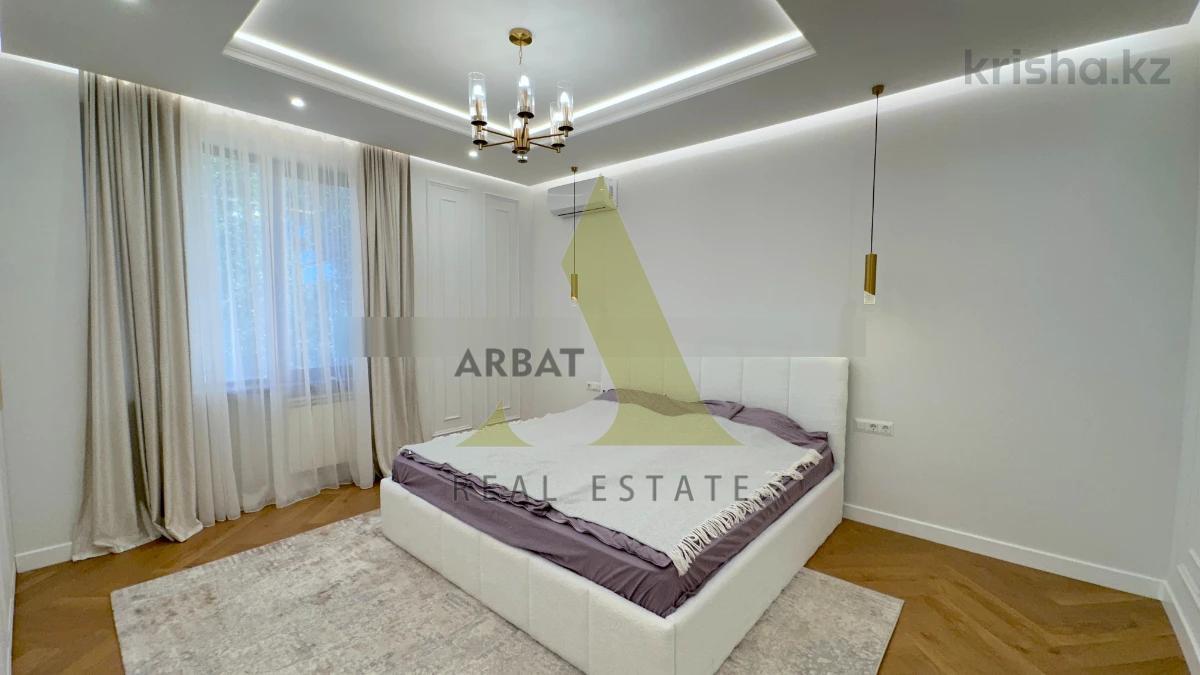 Фото Квартира, 4 комн, 160 м², 5/10 эт., 2008 г.п.