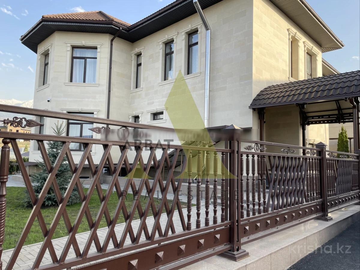 Фото Отдельный дом, 9 комн, 575м²