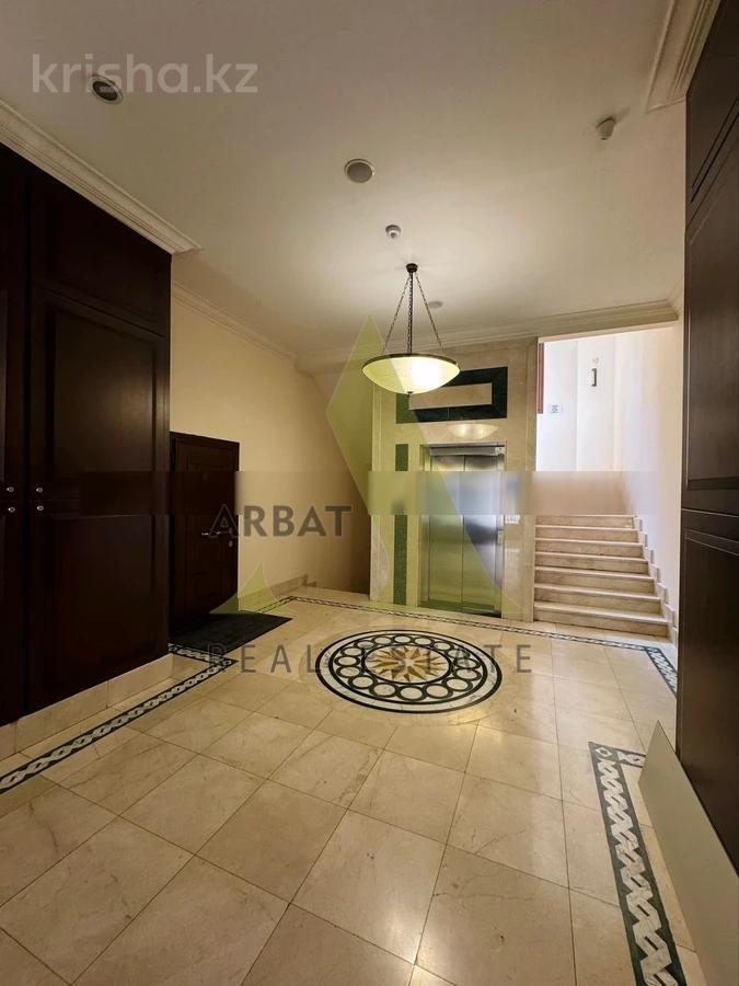 Фото Квартира, 4 комн, 230 м², 3/3 эт., 2009 г.п.