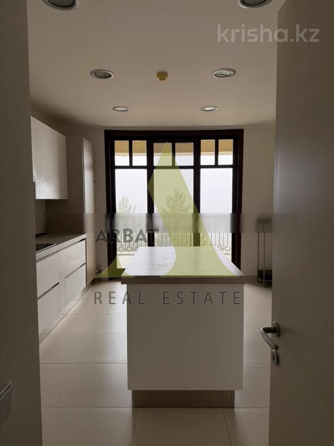 Фото Квартира, 6 комн, 423 м², 3/4 эт., 2009 г.п.