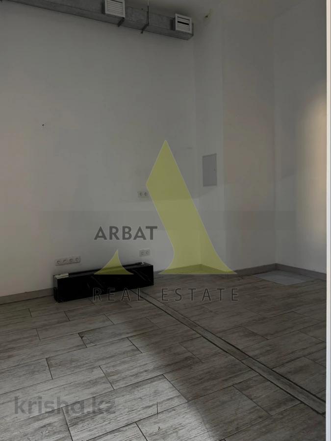 Фото Офисы, магазины и бутики, салоны красоты, медцентры и аптеки, образование, 82.4 м²