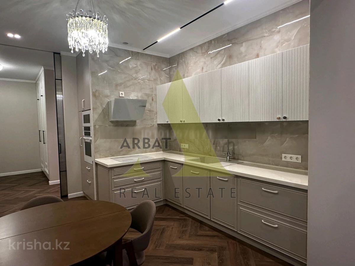 Фото Квартира, 3 комн, 111 м², 2/3 эт.
