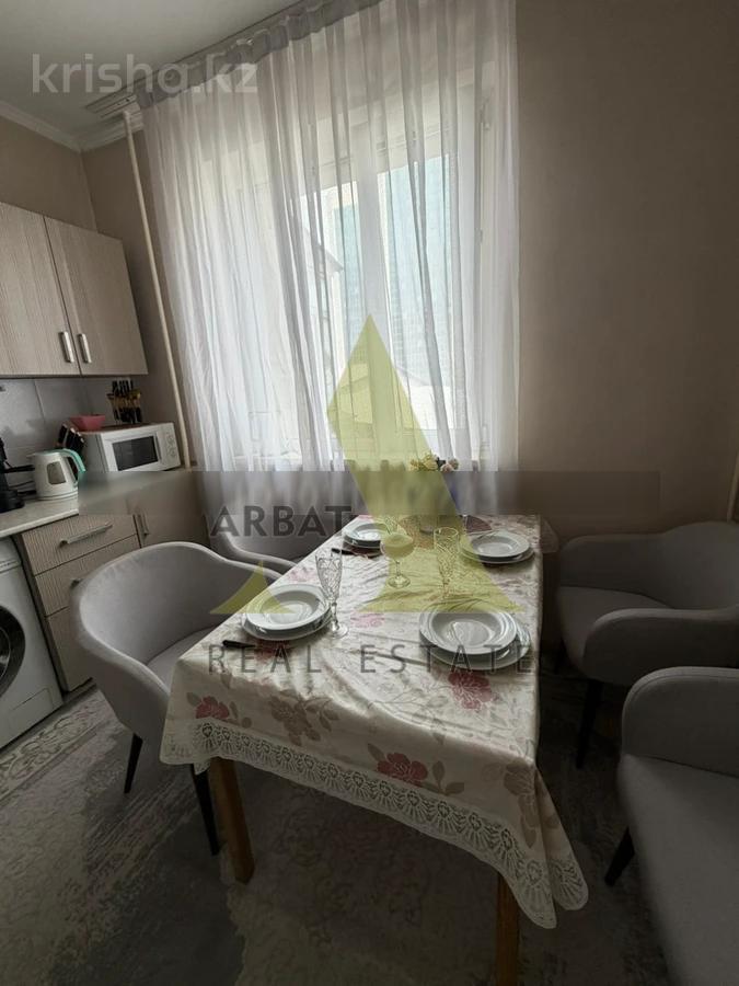 Фото Квартира, 3 комн, 65 м², 3/12 эт., 1992 г.п.