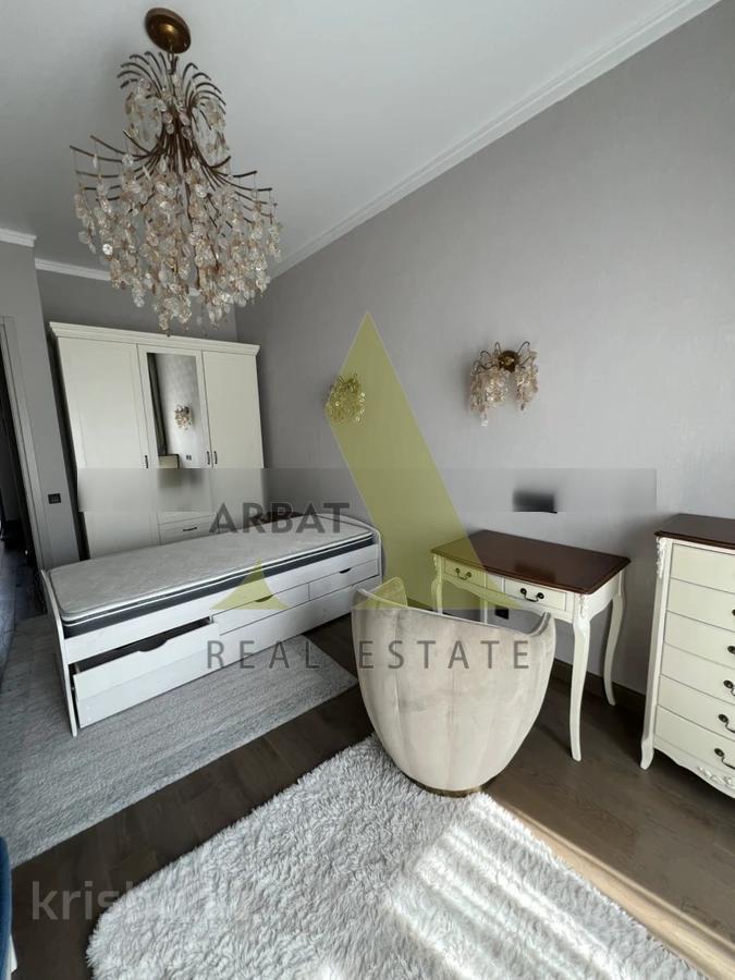 Фото Квартира, 5 комн, 185 м², 4 эт.