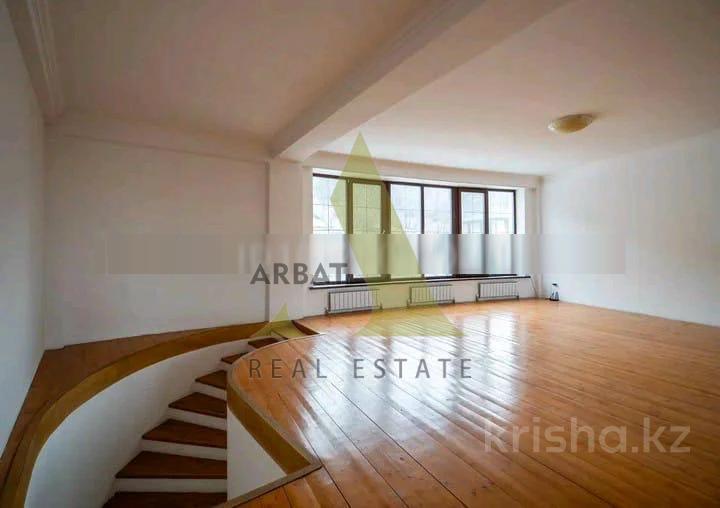 Фото Отдельный дом, 12 комн, 1000м²
