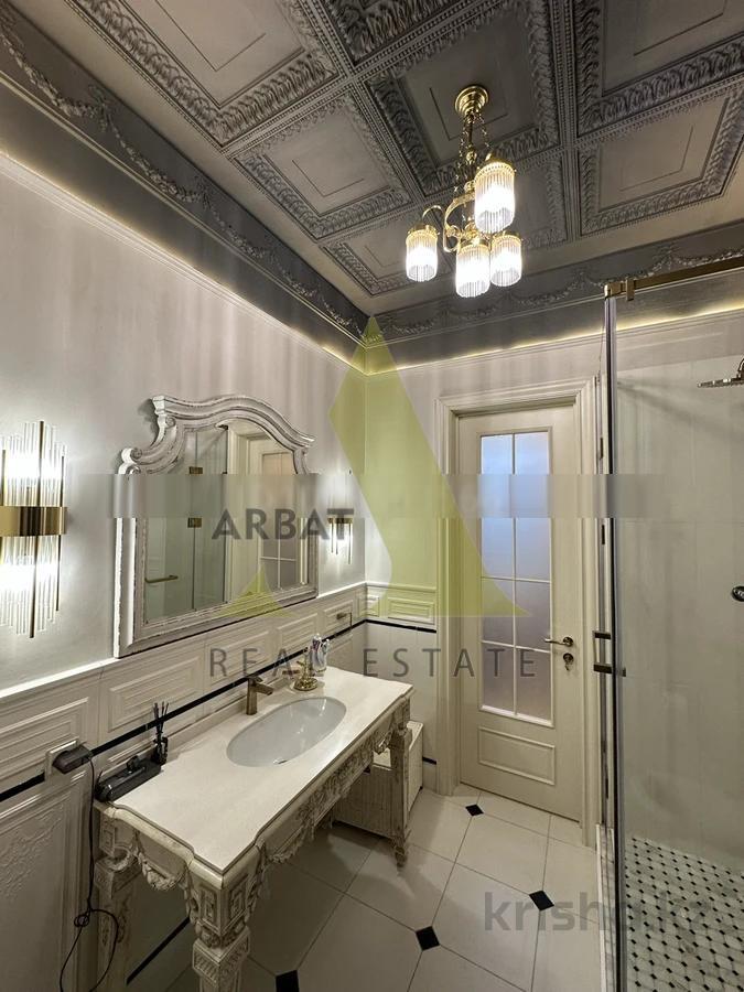 Фото Квартира, 5 комн, 230 м², 1/2 эт., 2010 г.п.