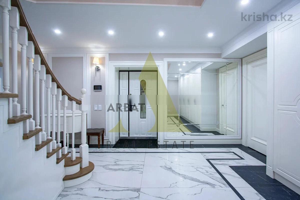 Фото Отдельный дом, 7 комн, 600м²