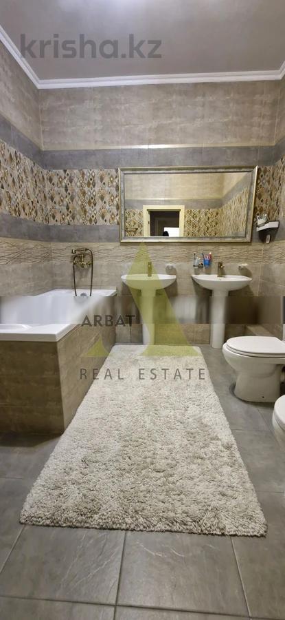 Фото Квартира, 4 комн, 200 м², 6/9 эт., 2017 г.п.