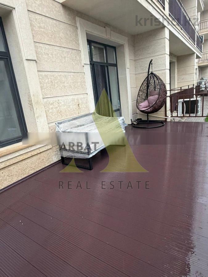 Фото Квартира, 4 комн, 140 м², 1/4 эт.