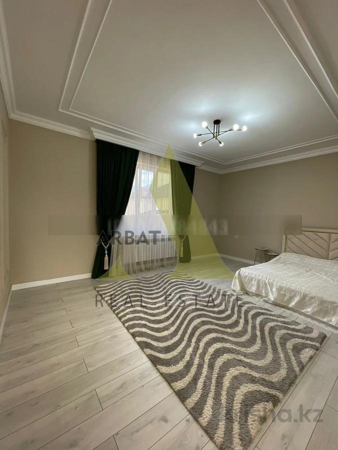 Фото Отдельный дом, 7 комн, 300м²