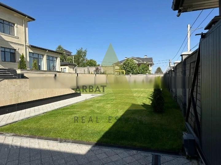 Фото Отдельный дом, 10 комн, 620м²