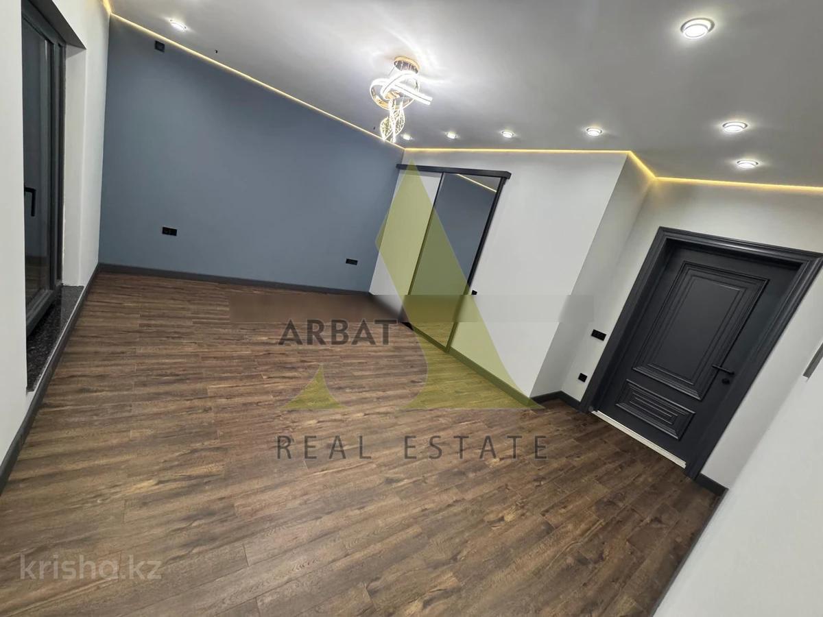 Фото Отдельный дом, 6 комн, 235м²