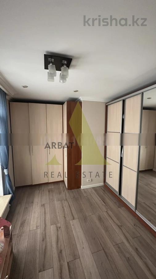 Фото Квартира, 4 комн, 200 м², 1/12 эт.