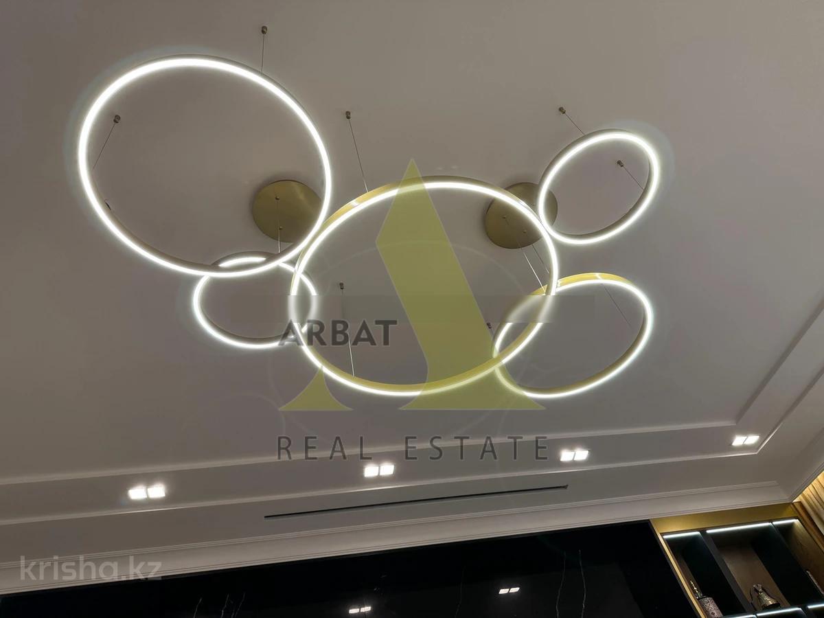 Фото Квартира, 3 комн, 165 м², 1/3 эт., 2019 г.п.