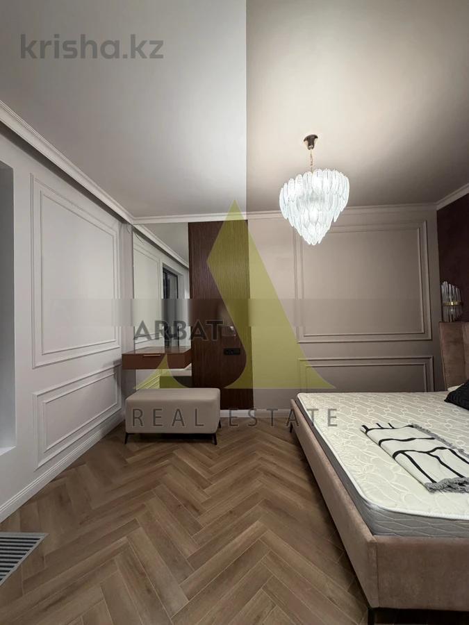 Фото Квартира, 6 комн, 380 м², 1/3 эт.