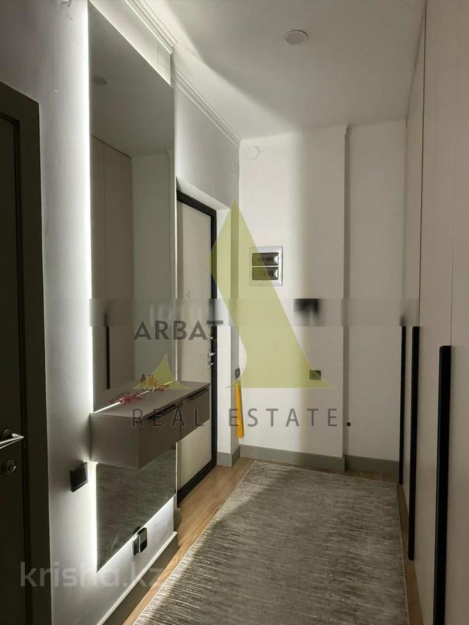 Фото Квартира, 3 комн, 120 м², 3/12 эт.