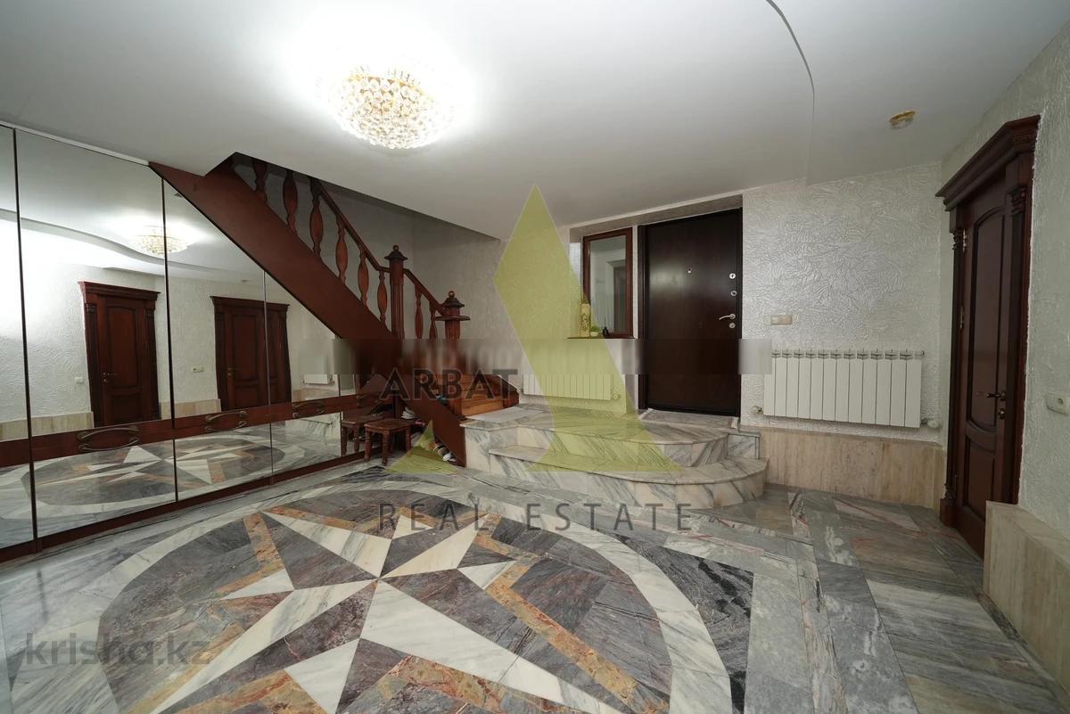 Фото Отдельный дом, 7 комн, 400м²