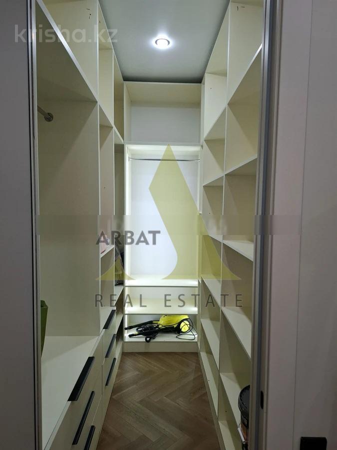 Фото Квартира, 4 комн, 110 м², 1/3 эт., 2024 г.п.