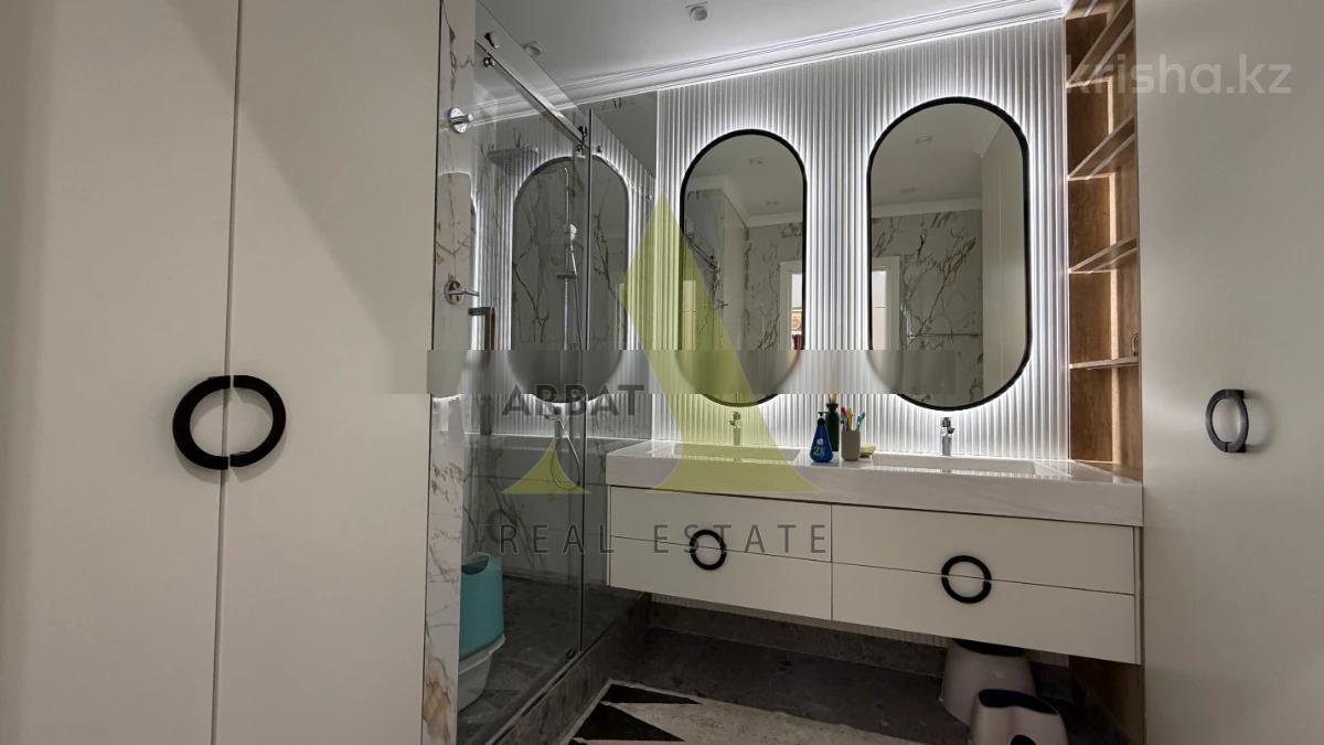 Фото Квартира, 4 комн, 236 м², 4/5 эт., 2022 г.п.