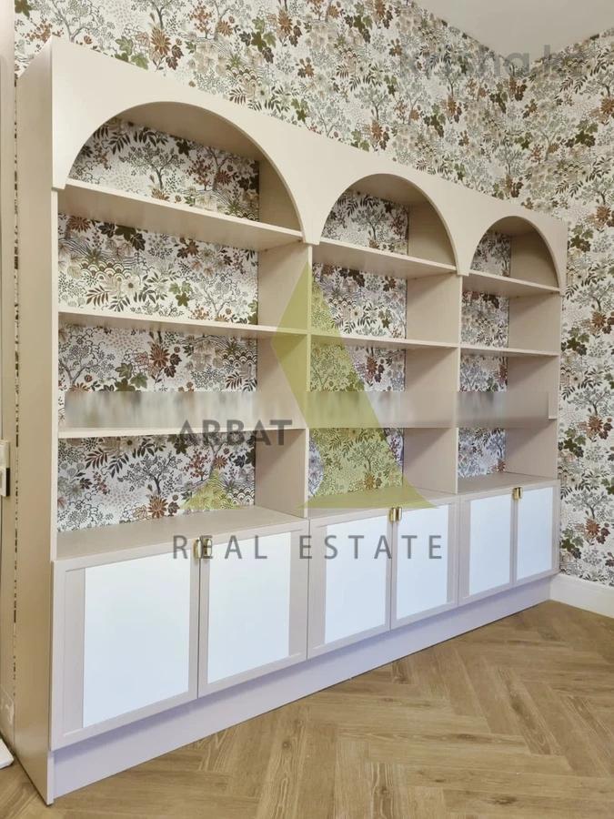 Фото Квартира, 5 комн, 220 м², 4/10 эт., 2022 г.п.