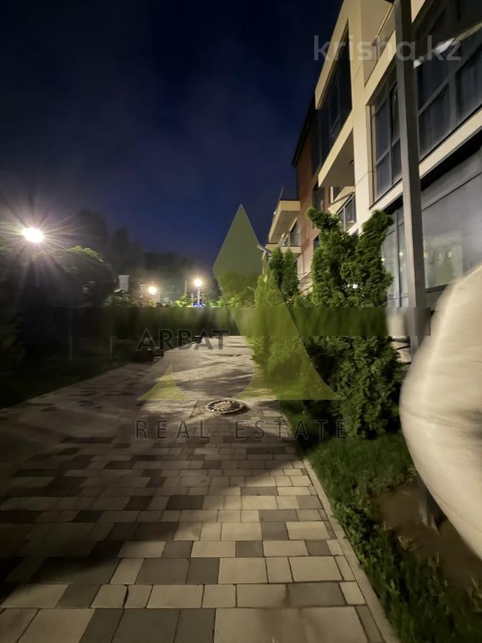 Фото Квартира, 6 комн, 380 м², 1/3 эт.