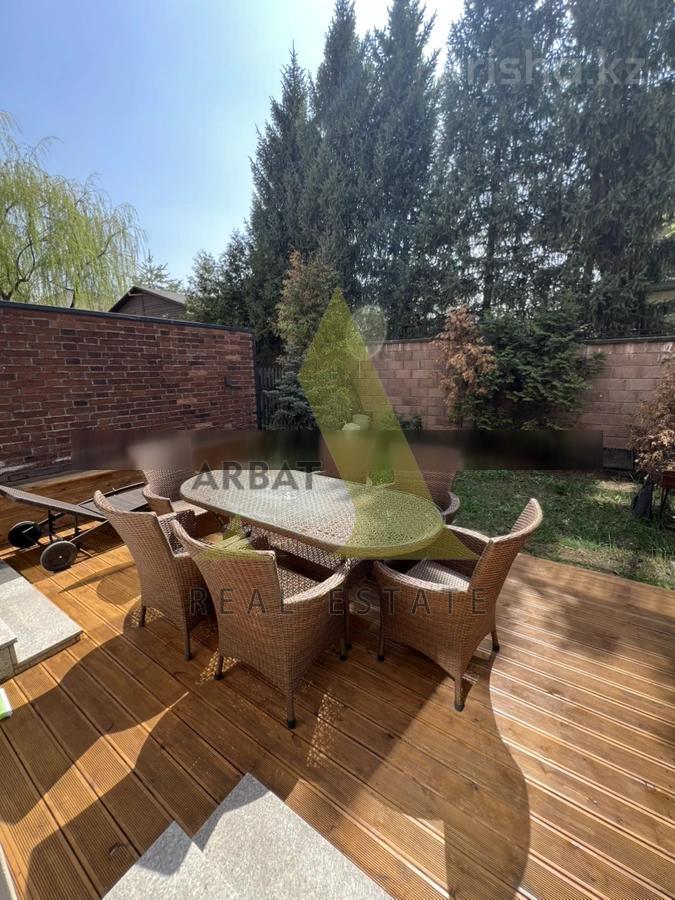 Фото Квартира, 5 комн, 185 м², 4 эт.