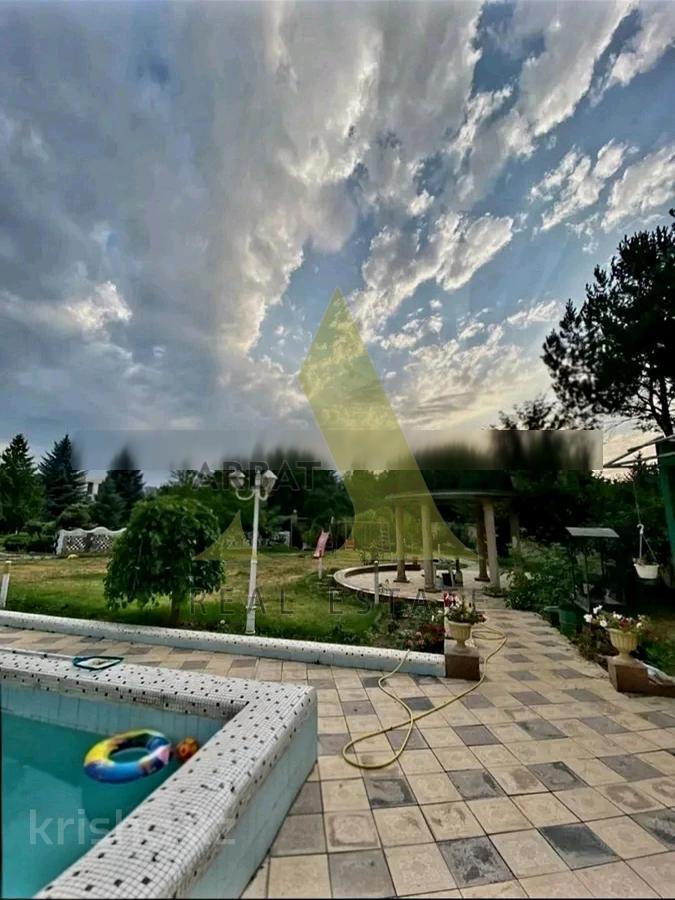 Фото Отдельный дом, 10 комн, 1300м²