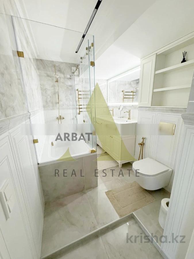 Фото Квартира, 3 комн, 138 м², 4/4 эт., 1978 г.п.