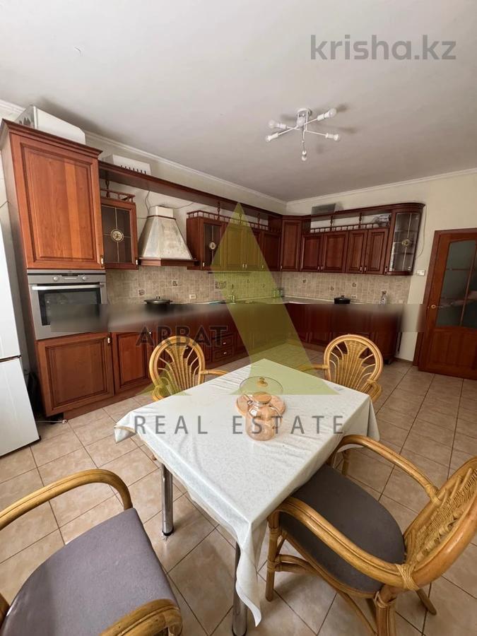 Фото Отдельный дом, 5 комн, 326м²