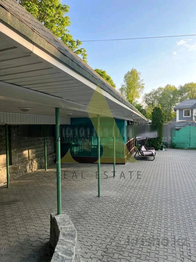 Фото Отдельный дом, 12 комн, 700м²