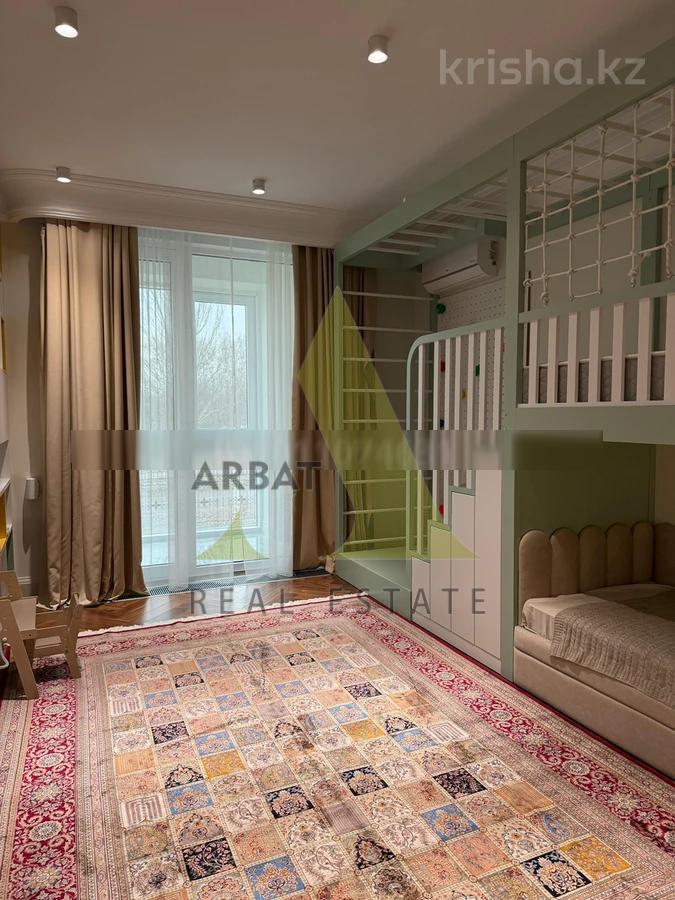 Фото Квартира, 3 комн, 130 м², 2/3 эт., 2025 г.п.