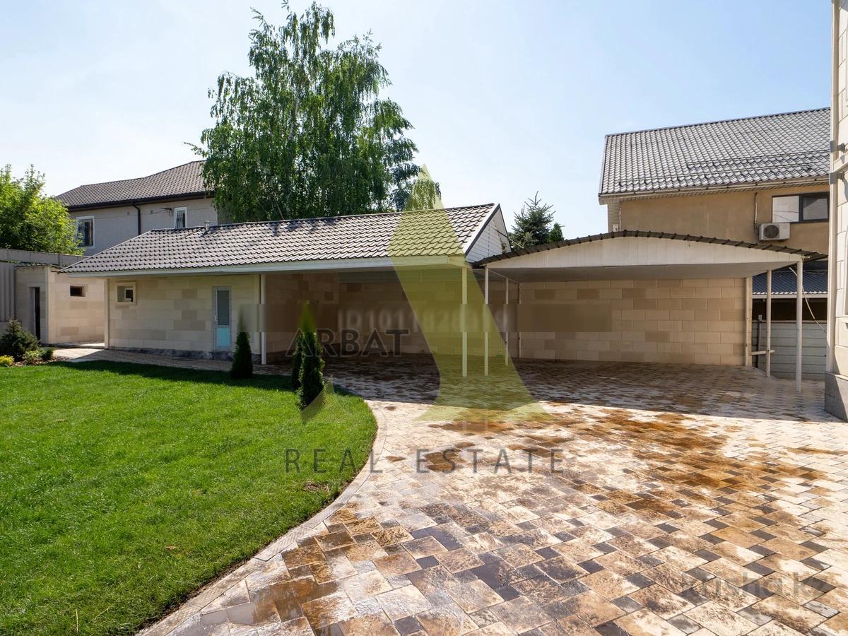 Фото Отдельный дом, 7 комн, 300м²