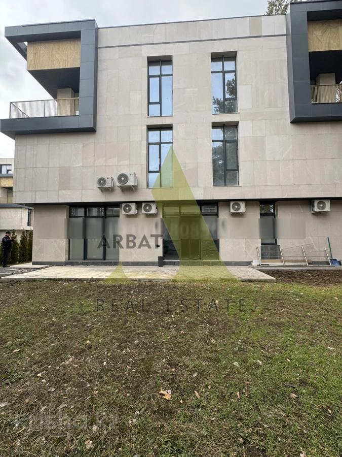 Фото Квартира, 6 комн, 440 м², 1/3 эт., 2022 г.п.