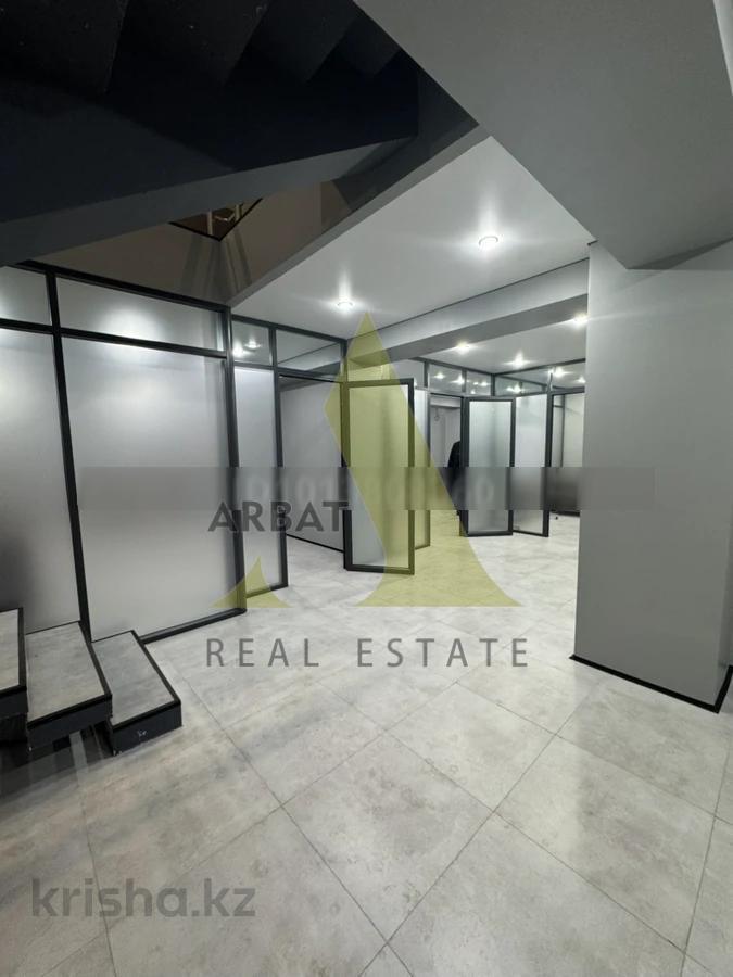 Фото Квартира, 6 комн, 440 м², 1/3 эт., 2022 г.п.