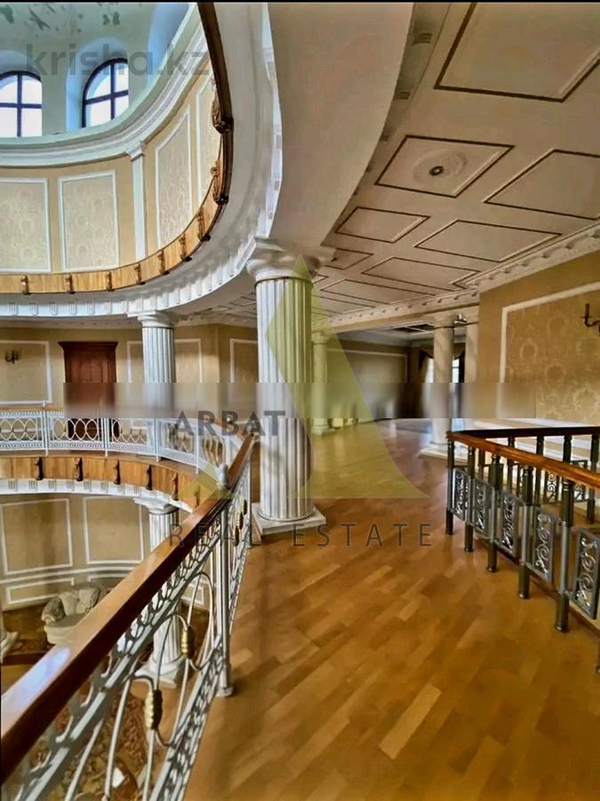 Фото Отдельный дом, 10 комн, 1300м²