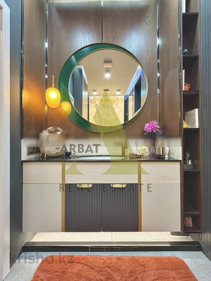 Фото Отдельный дом, 6 комн, 650м²