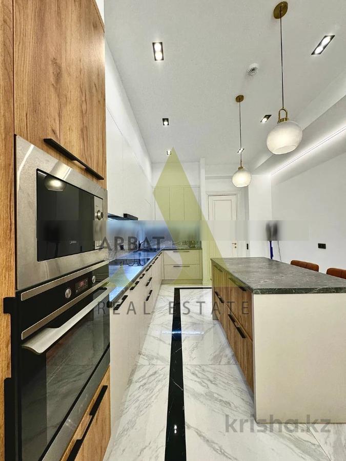 Фото Квартира, 4 комн, 210 м², 2/3 эт., 2020 г.п.