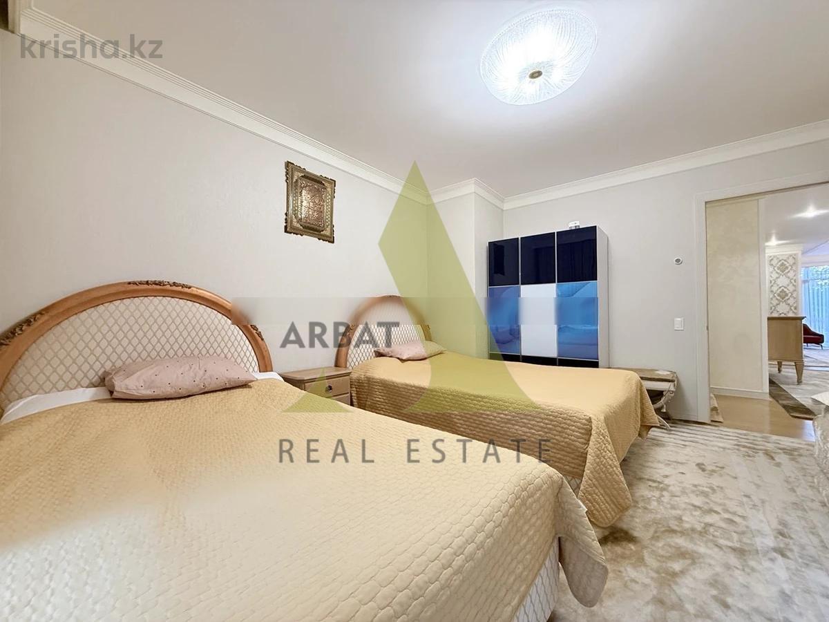 Фото Квартира, 5 комн, 190 м², 1/17 эт.