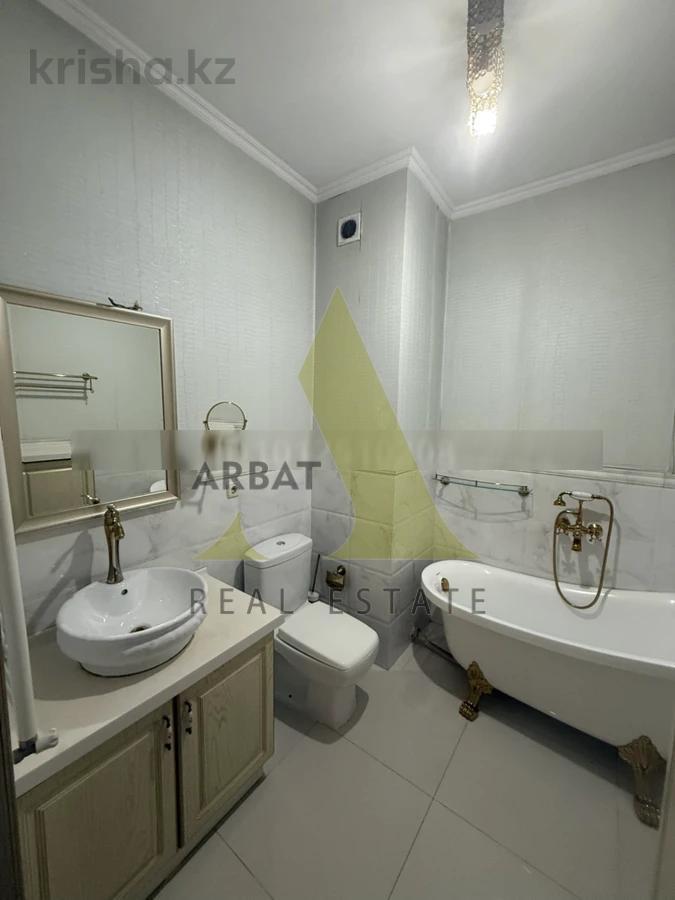 Фото Квартира, 3 комн, 126.7 м², 1/9 эт., 2012 г.п.