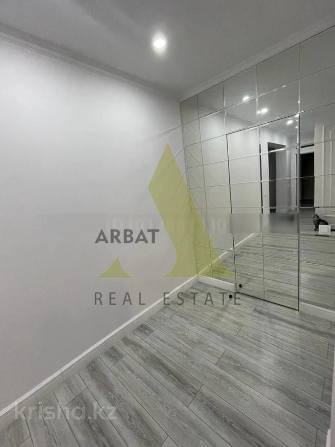 Фото Квартира, 3 комн, 91 м², 8/15 эт., 2015 г.п.
