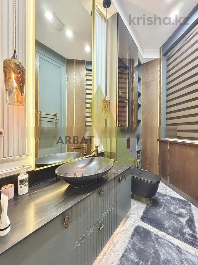 Фото Отдельный дом, 6 комн, 650м²