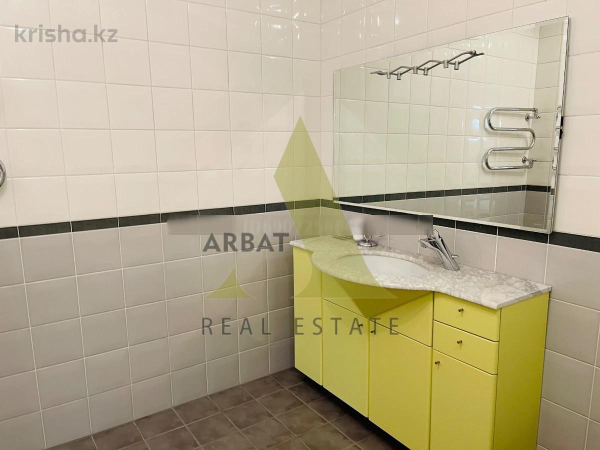 Фото Квартира, 4 комн, 204 м², 5/9 эт.