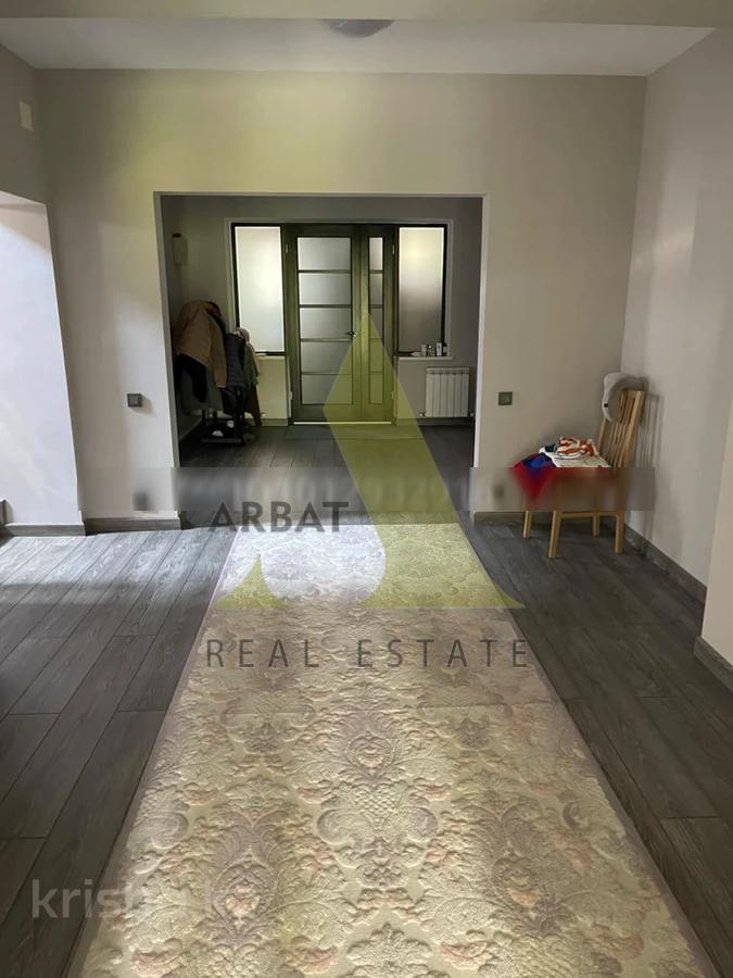 Фото Отдельный дом, 5 комн, 395м²