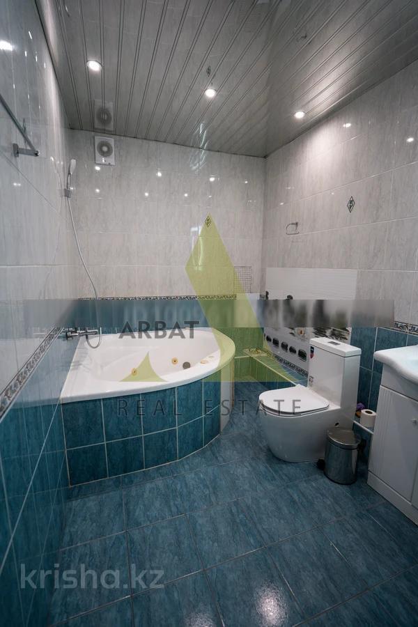 Фото Квартира, 5 комн, 226.2 м², 1/6 эт., 1996 г.п.