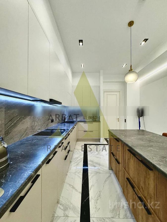 Фото Квартира, 4 комн, 210 м², 2/3 эт., 2020 г.п.