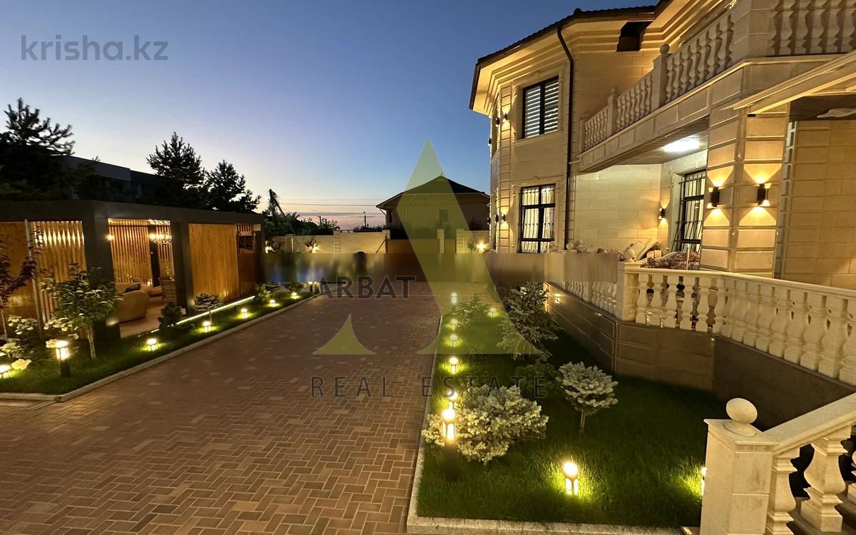 Фото Отдельный дом, 7 комн, 650м²