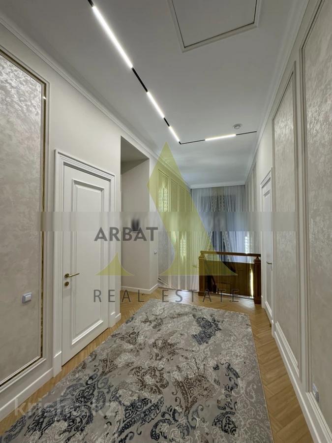 Фото Отдельный дом, 9 комн, 575м²