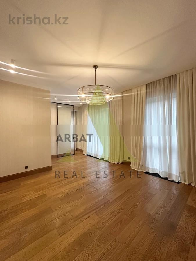 Фото Квартира, 4 комн, 238 м², 2/3 эт., 2018 г.п.