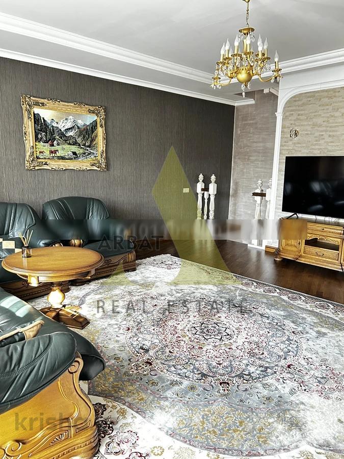 Фото Квартира, 7 комн, 450 м², 3/4 эт.