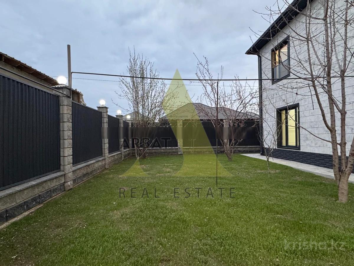 Фото Отдельный дом, 6 комн, 235м²